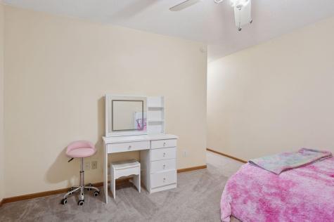 1603 Raindrop Drive Eagan MN 55121