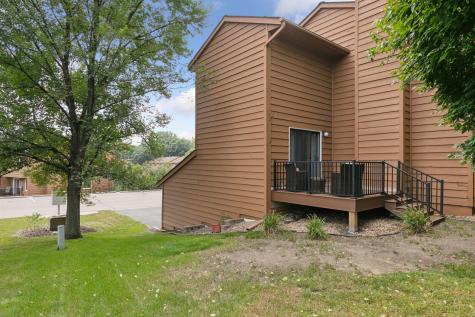 1603 Raindrop Drive Eagan MN 55121