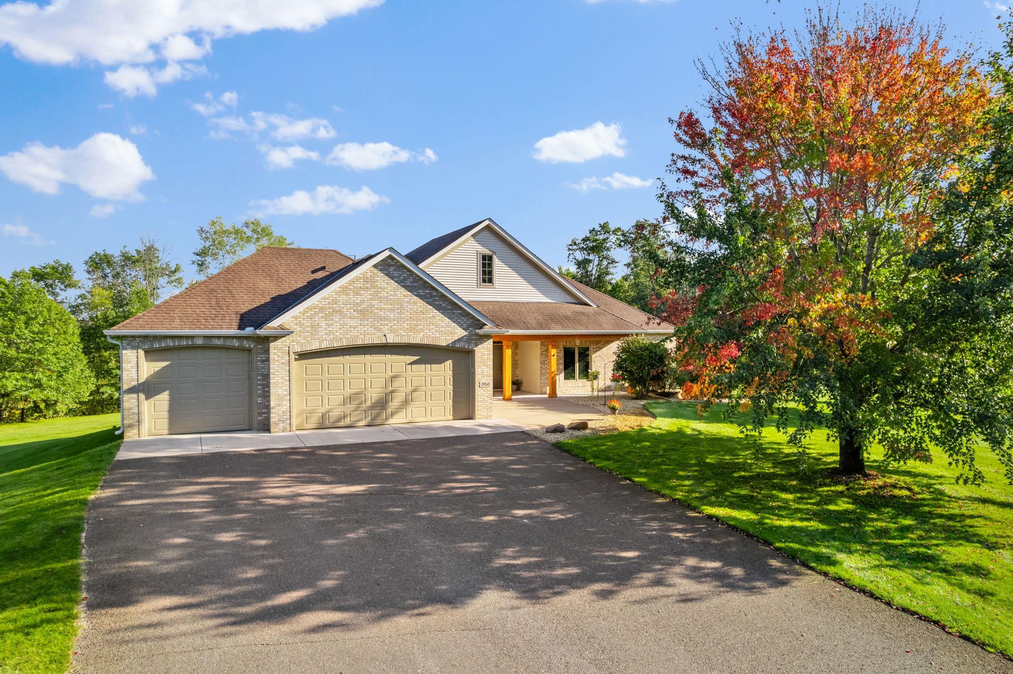 39541 Eastwood Avenue North Branch MN 55056