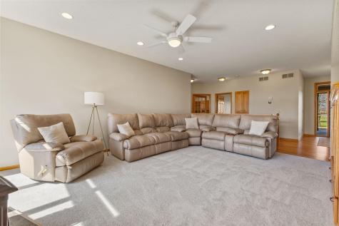 39541 Eastwood Avenue North Branch MN 55056