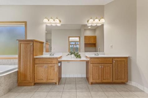 39541 Eastwood Avenue North Branch MN 55056