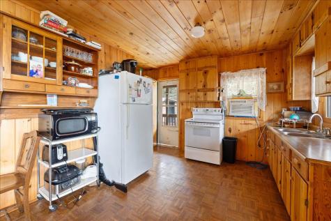 2014 W Frazer Bay Road Cook MN 55723