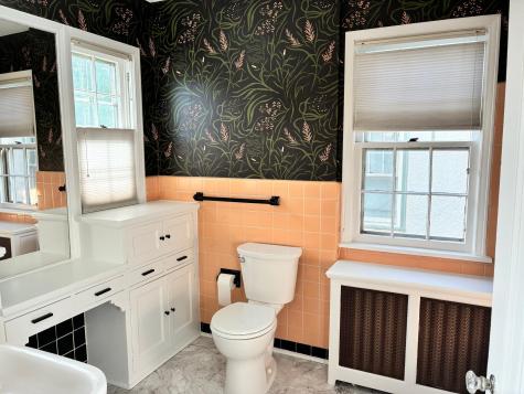 5140 Queen Avenue S Minneapolis MN 55410