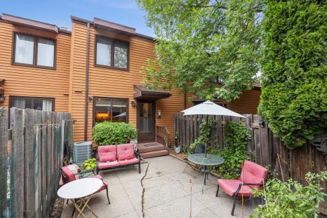 2225 4th Avenue S Moorhead MN 56560