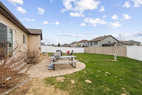 5509 58th Street S Fargo ND 58104