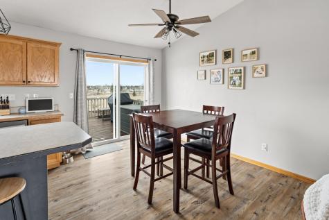 952 38 1/2 Avenue W West Fargo ND 58078