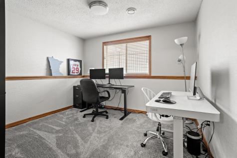 952 38 1/2 Avenue W West Fargo ND 58078