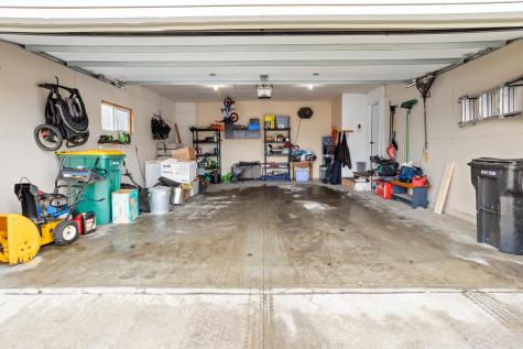 952 38 1/2 Avenue W West Fargo ND 58078