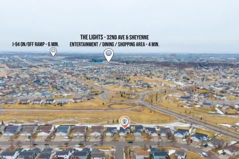 952 38 1/2 Avenue W West Fargo ND 58078