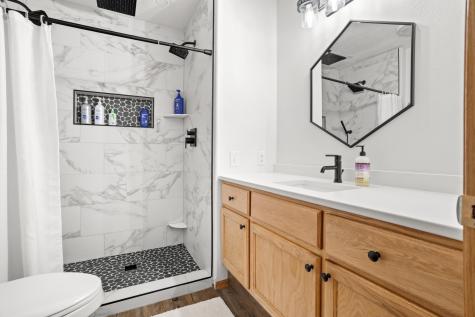 952 38 1/2 Avenue W West Fargo ND 58078