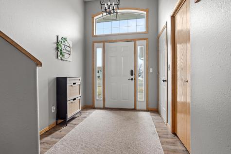 952 38 1/2 Avenue W West Fargo ND 58078