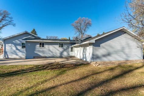 406 W Main Street Battle Lake MN 56515