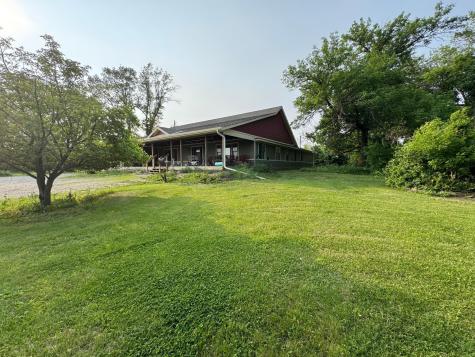 15913 810th Avenue Glenville MN 56036