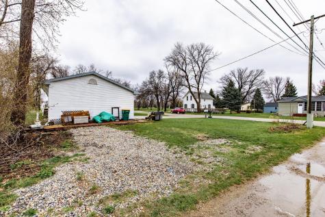 618 4TH Street S Casselton ND 58012