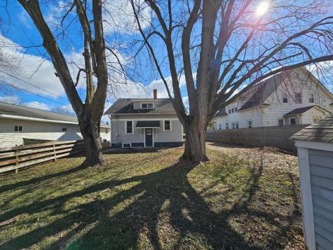 202 5th Street SE Montgomery MN 56069
