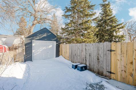 912 11th Street S Moorhead MN 56560