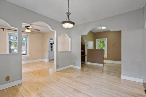 242 Penn Avenue N Minneapolis MN 55405