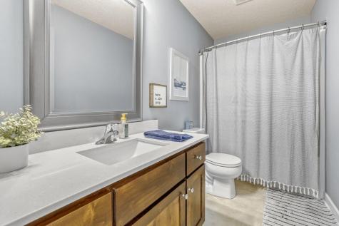 17821 Essex Lane Farmington MN 55044