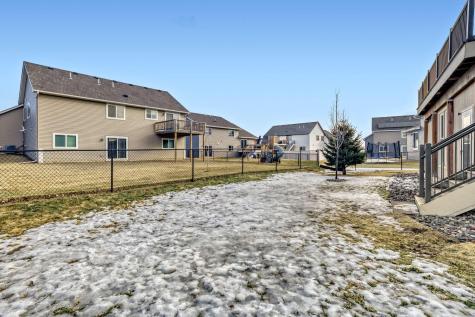 17821 Essex Lane Farmington MN 55044