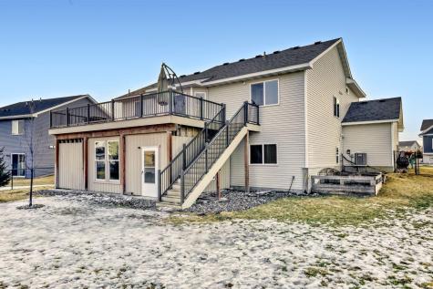 17821 Essex Lane Farmington MN 55044