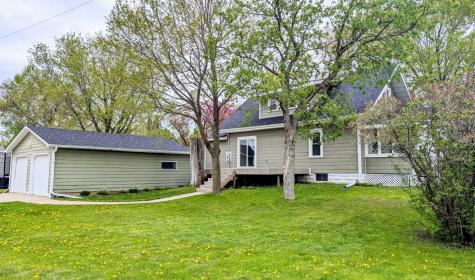 312 Kilburn Street NW Bertha MN 56437