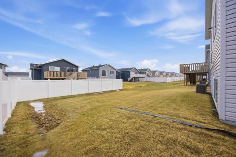 6769 70th Avenue S Horace ND 58047