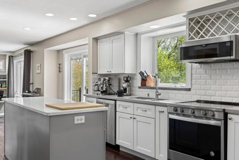 508 Severn Way Eagan MN 55123