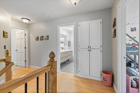 508 Severn Way Eagan MN 55123