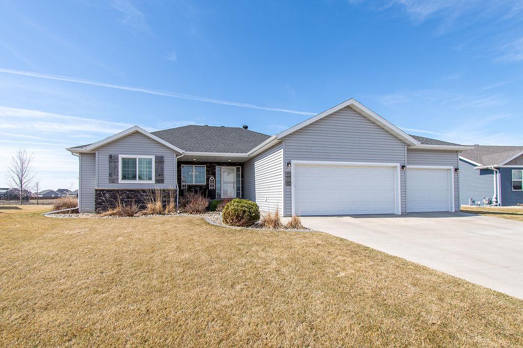 713 48th Avenue W West Fargo ND 58078