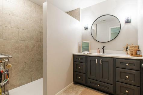 713 48th Avenue W West Fargo ND 58078