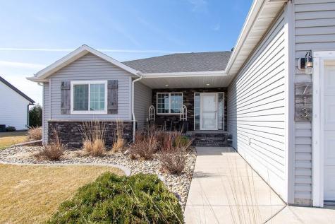 713 48th Avenue W West Fargo ND 58078