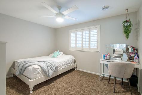 713 48th Avenue W West Fargo ND 58078