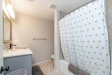 713 48th Avenue W West Fargo ND 58078