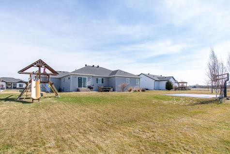 713 48th Avenue W West Fargo ND 58078