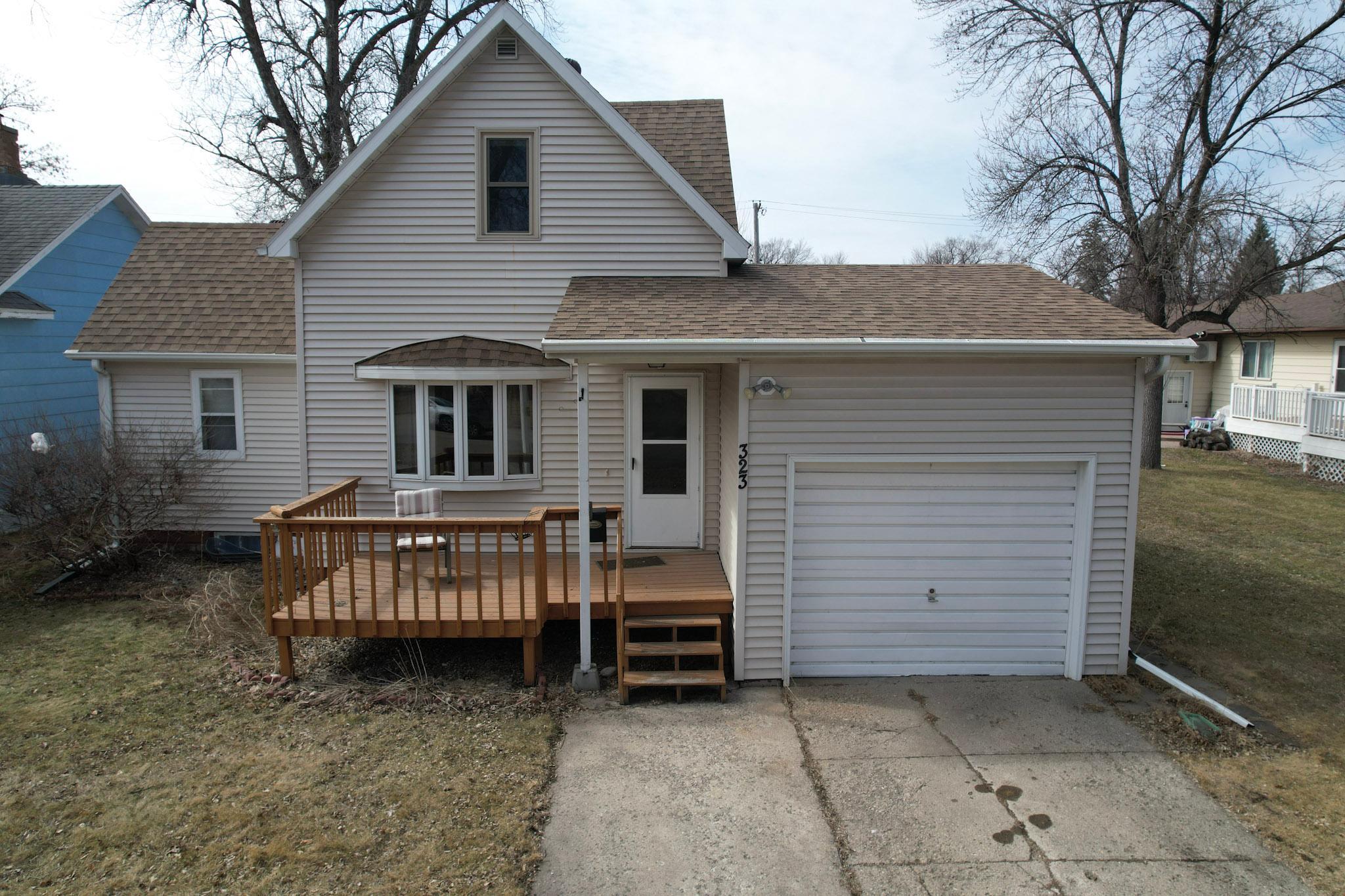 323 10th Street N Breckenridge MN 56520