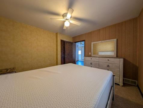 323 10th Street N Breckenridge MN 56520