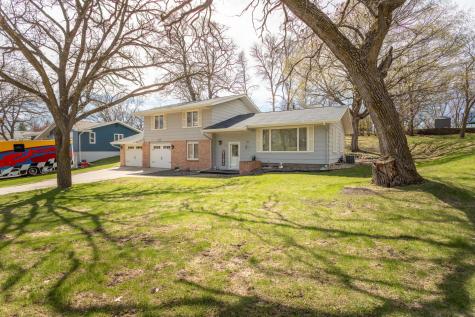 905 Viking Street Alexandria MN 56308