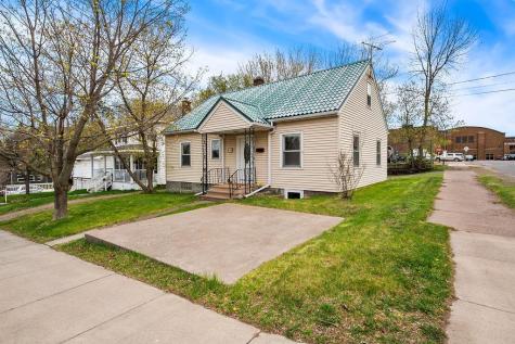 122 3rd Street Cloquet MN 55720