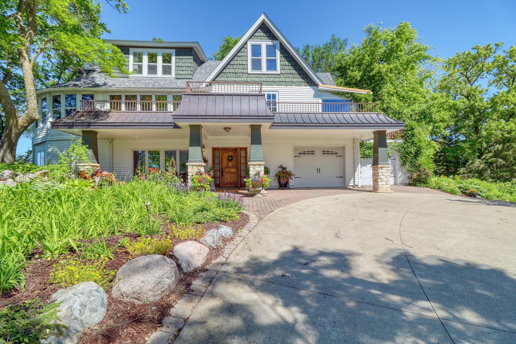 1812 E Shore Drive Detroit Lakes MN 56501
