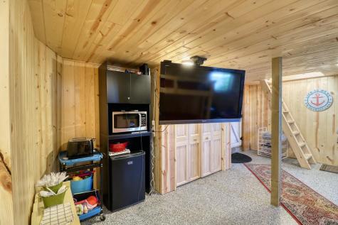 1812 E Shore Drive Detroit Lakes MN 56501