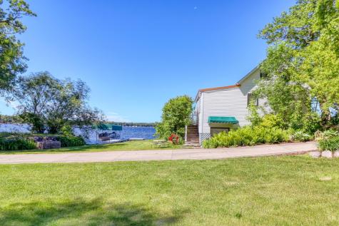 1812 E Shore Drive Detroit Lakes MN 56501