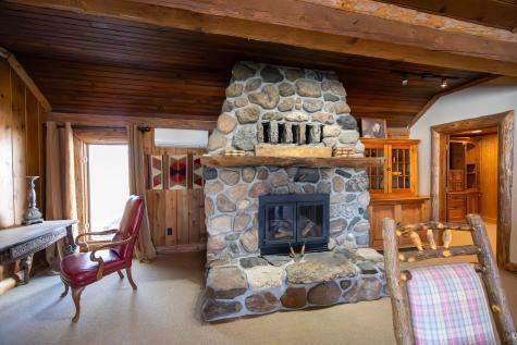1812 E Shore Drive Detroit Lakes MN 56501