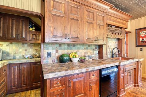 1812 E Shore Drive Detroit Lakes MN 56501