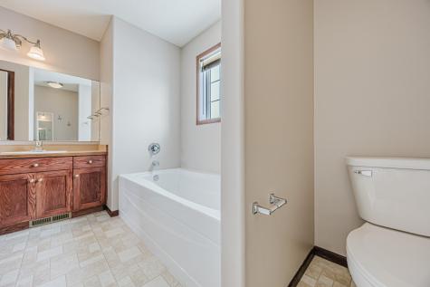 3698 N Sedona Court West Fargo ND 58078