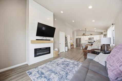 1150 Highland Lane W West Fargo ND 58078