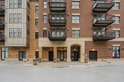 1060 Grand Avenue Saint Paul MN 55105