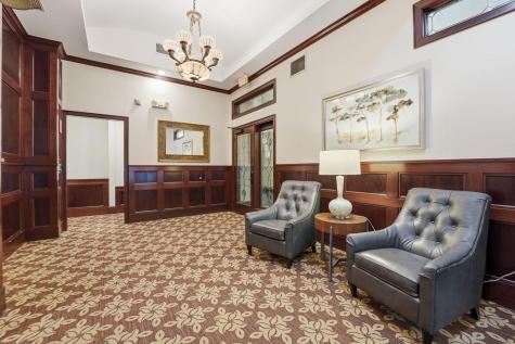 1060 Grand Avenue Saint Paul MN 55105