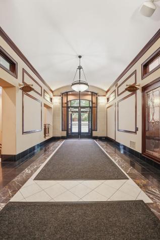 1060 Grand Avenue Saint Paul MN 55105