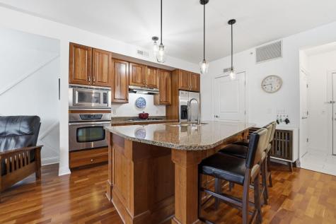 1060 Grand Avenue Saint Paul MN 55105