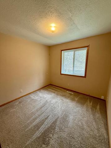 622 Valley Avenue SE Valley City ND 58072